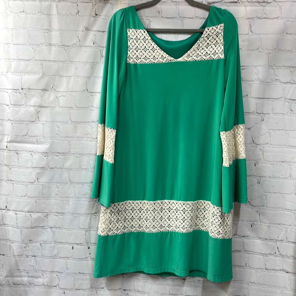 Missy Robertson Southern Fashion House Large green crochet trim dress